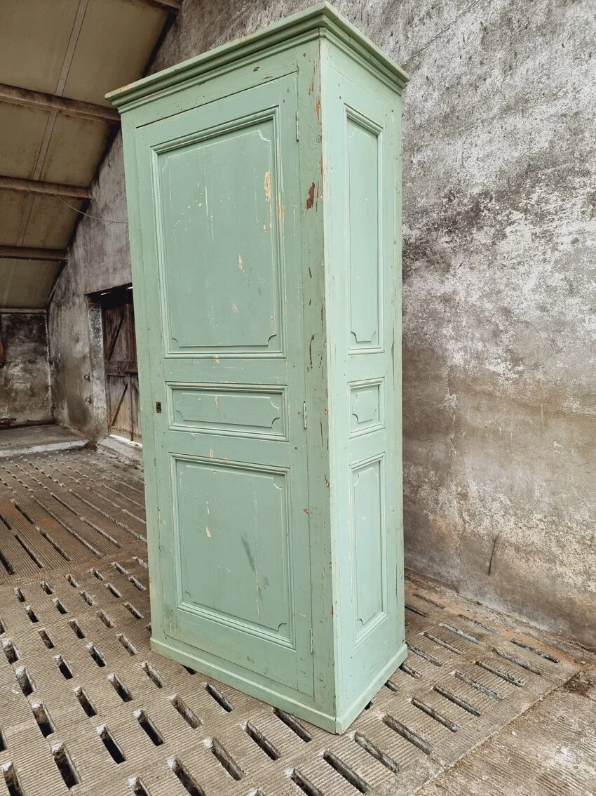 Antique Cabinet XXL Pastel Mint Green Linen Cabinet 7 Antique Cabinet XXL Pastel Mint Green Linen Cabinet - Image 7