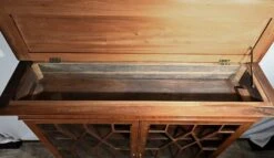 Small English Mahogany Showcase, Georgian Style – Late 19th Century -Bookcases Sales f6231249 2cfa 4b7b 989f 5ac3d3090722