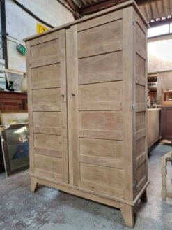 Wardrobe By René Gabriel 33 Wardrobe By René Gabriel -Bookcases Sales f70c0a33 03e0 4193 8df2 d96c0fe5a6fb