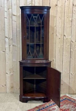 English Mahogany Corner From The 1950s -Bookcases Sales f861466a 122c 413e 99ed 6ddb37417fc6