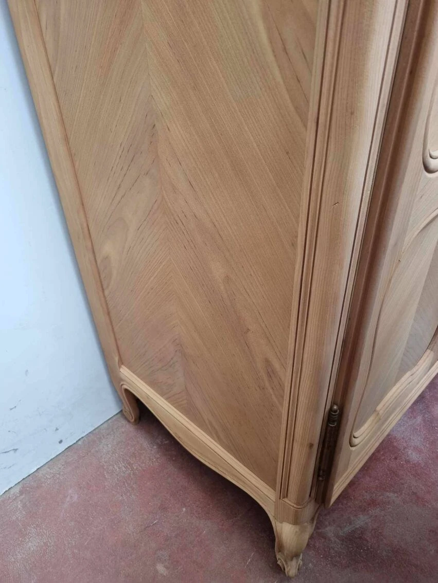 3 Door Wardrobe In Natural Wood 6 3 Door Wardrobe In Natural Wood - Image 6