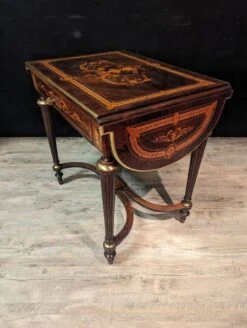Middle Table With Flaps In Napoleon III Marquetry -Bookcases Sales fb45734b 9561 439a a74b 63157d8566f1