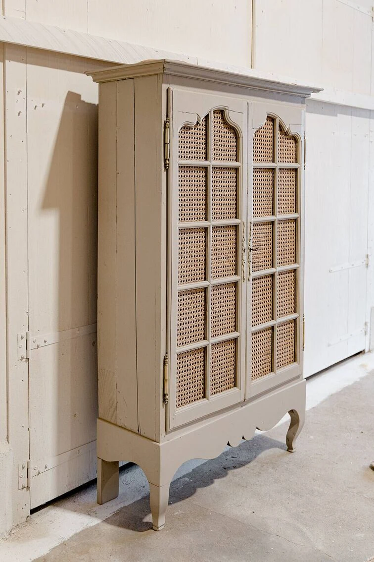 2-door Display Case Wood & Canework 12 2-door Display Case Wood & Canework - Image 12