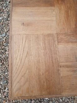 Small Old Side Table -Bookcases Sales fd0b7550 e1b2 46af b489 a515de92bc6a