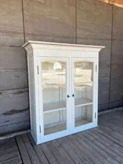 Old Cream-colored Window -Bookcases Sales fda030f4 5154 4c14 8793 e3664833b54e