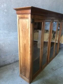 Old Glass Library -Bookcases Sales ff96f1dd c8d7 4c20 9b82 f766f02ff969